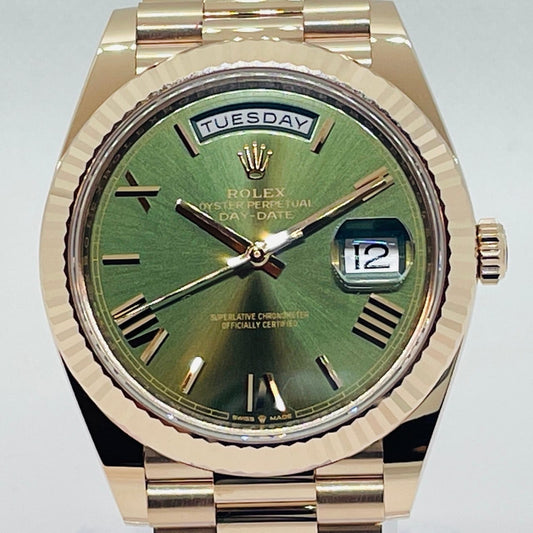 プレオウンド ロレックス デイデイト 228235 エバーローズゴールド オリーブグリーン ローマン 40mm