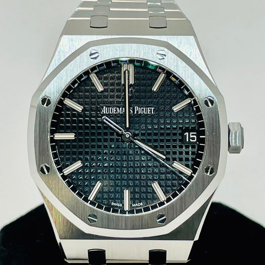 二手的Audemars Piguet Royal Oak Black 15500ST.O.1220ST.03