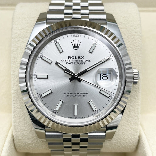 사전 소유의 롤렉스 날짜 주석 126334 실버 희년 팔찌 41mm