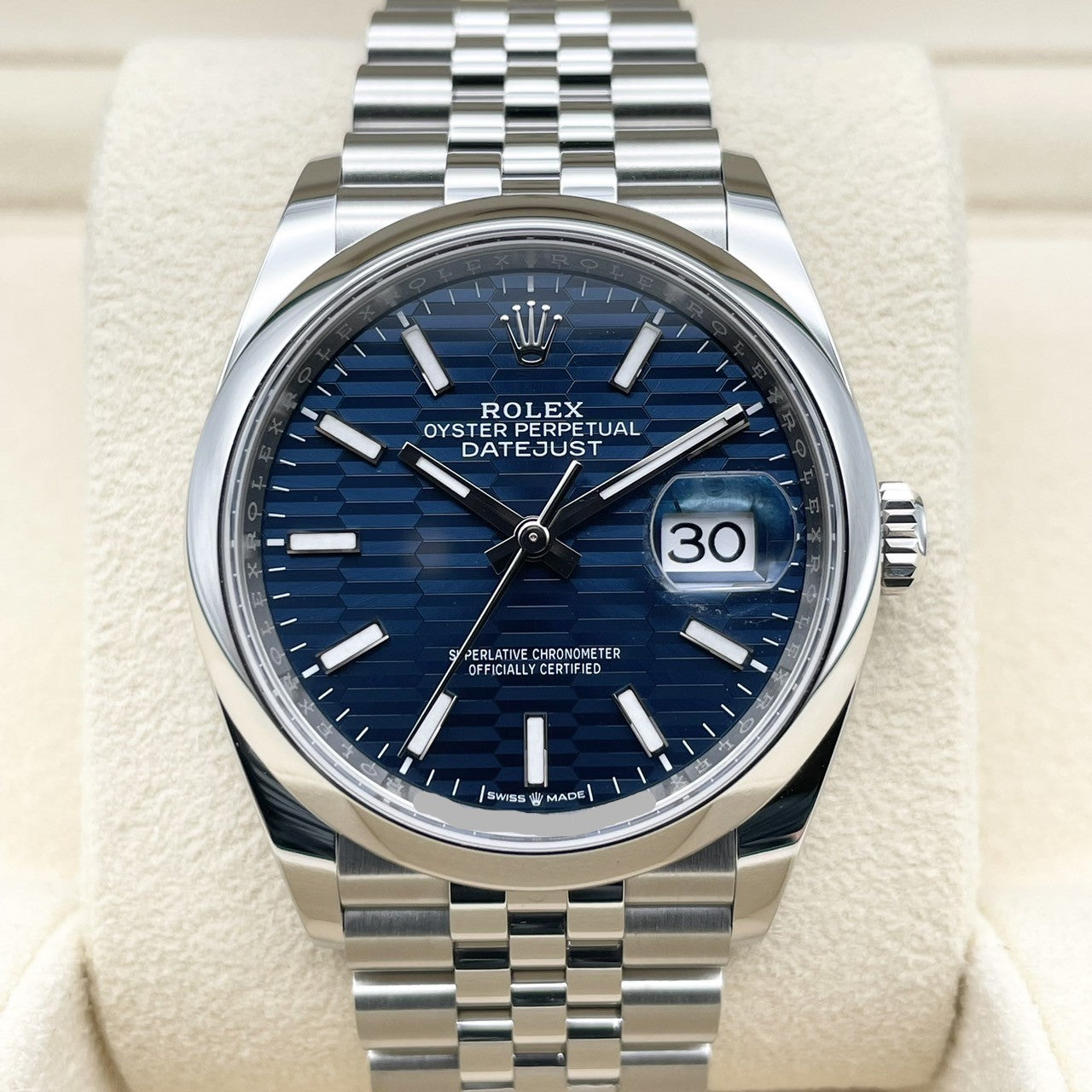 プレオウンド ロレックス デイトジャスト 126200 ブルー フルーテッドモチーフ ジュビリーブレスレット36mm