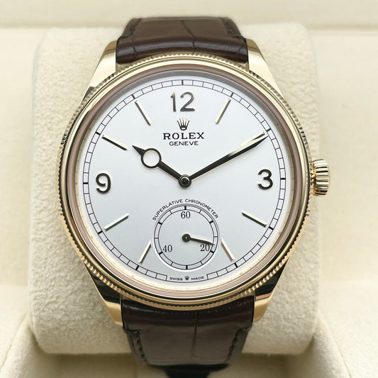Pre-Owned [Only one bottle in Japan? Super rare white dial: Rolex 1908 52508 White Yellow Gold 39mm