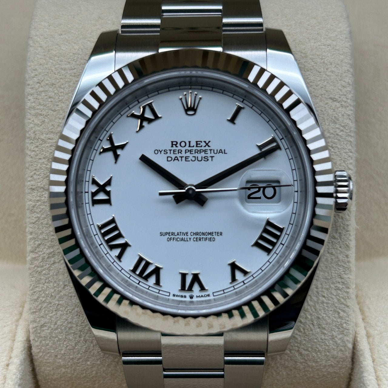 プレオウンド ロレックス デイトジャスト 126334 ホワイトローマン オイスターブレス 41mm