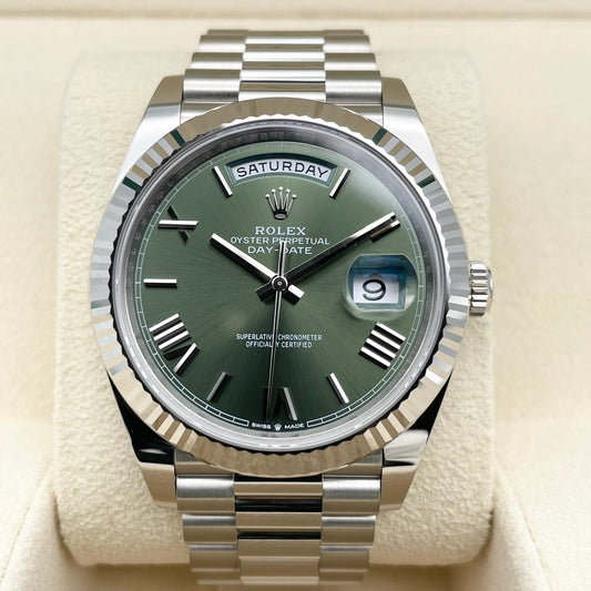 プレオウンド ロレックス デイデイト 228239 ホワイトゴールド オリーブグリーン　ローマン 40mm