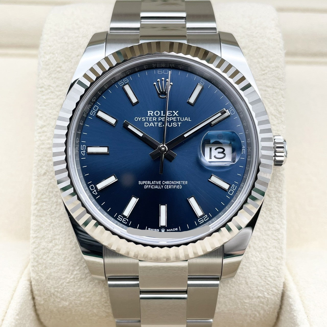 プレオウンド ロレックス デイトジャスト 126334 オイスターブレス ブライトブルー フルーテッドベゼル41ｍｍ