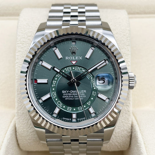사전 소유의 롤렉스 스카이 거주자 336934 민트 그린 쥬빌리 팔찌 42mm