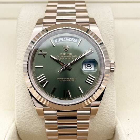 プレオウンド ロレックス デイデイト 228235 エバーローズゴールド オリーブグリーン ローマン 40mm
