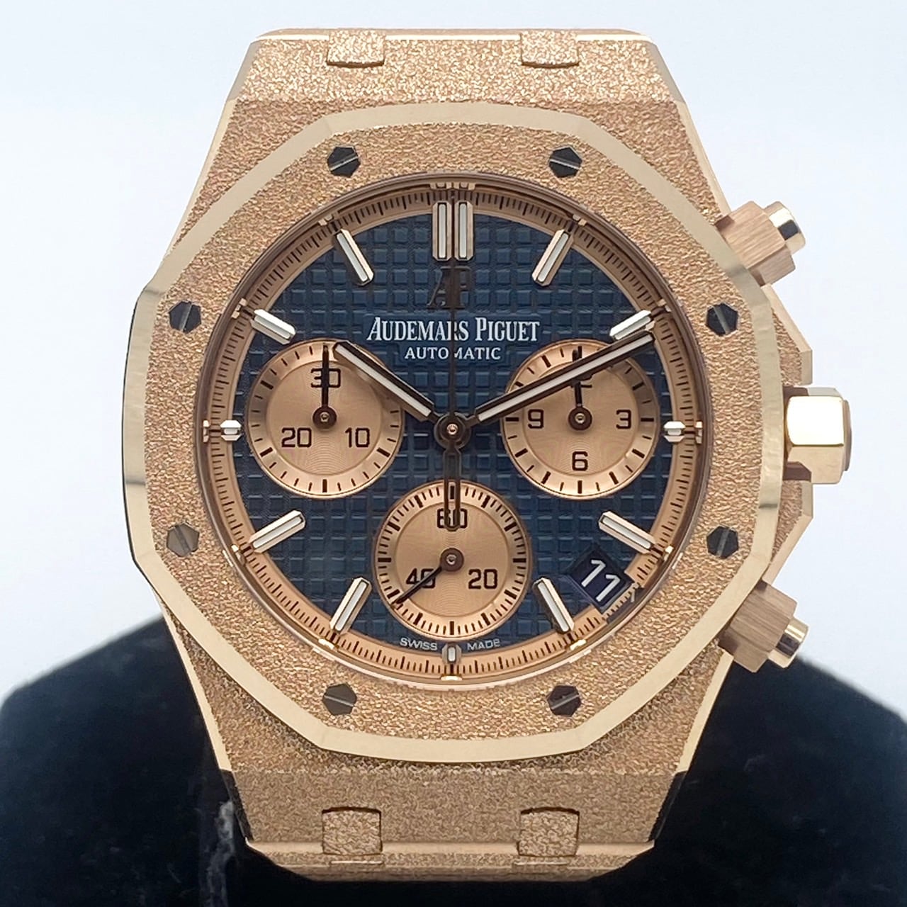 Pre-Owned Audemars Piguet Royal Oak 26239OR.GG.1224OR.01 Frosted Gold Blue Grand Tapestry 41mm