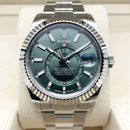 사전 소유의 롤렉스 스카이 거주자 336934 민트 녹색 굴 팔찌 42mm