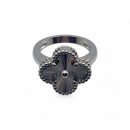 Van Cleef & Arpels 빈티지 Alhambra Ring VCARP9X149 No. 49 Silver White Gold