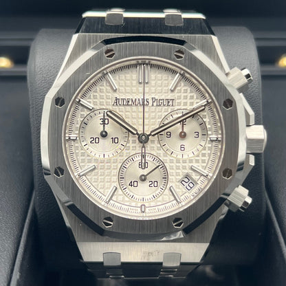 Pre-Owned Audemars Piguet Royal Oak 26240ST.OO.1320ST.03 Silver 41mm