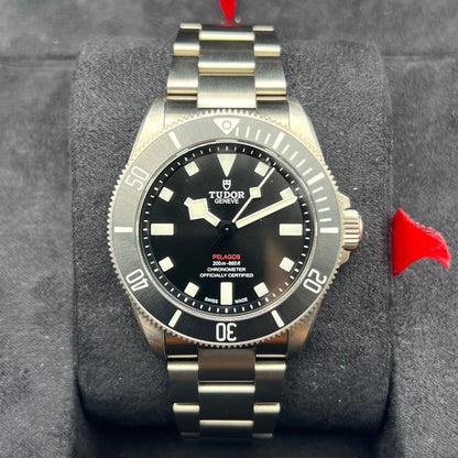 プレオウンド チューダー ペラゴス M25407N-0001 ブラック 39mm