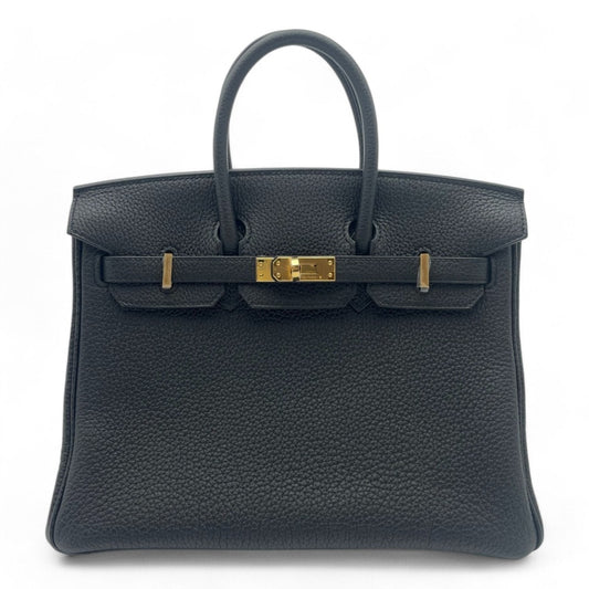 Hermes Birkin 25 Noir Togo Gold 하드웨어 W는 새겨 져 있습니다