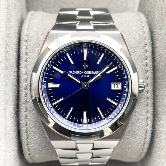 Pre-Owned Vacheron Constantin Overseas 4520V/210A-B128 Stainless Steel Blue 41mm