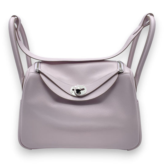 중고 에르메스 린디 26 베르소 모브 실베스트르/나타 에버컬러 실버 하드웨어 W 각인됨