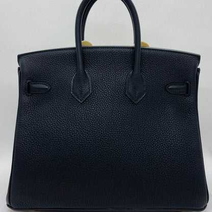 Hermes Birkin 25 Black Togo Gold Hardware u는 새겨 져 있습니다