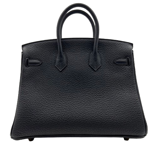 Hermes Birkin 25 Noir Togo Gold Hardware B가 새겨 져 있습니다