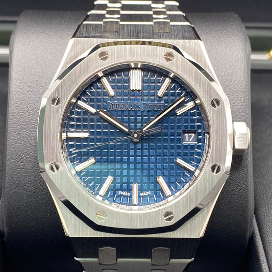 [50 주년 기념 로터 장착 모델] Audemars Piguet Royal Oak 15550st.oo.1356st.02 Blue Stainless Steel 37mm