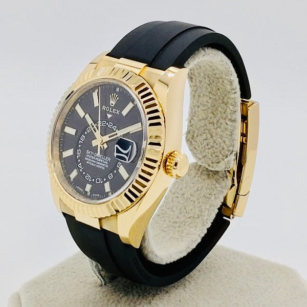 Pre-Owned Rolex Sky Dweller 326238 Bright Black
