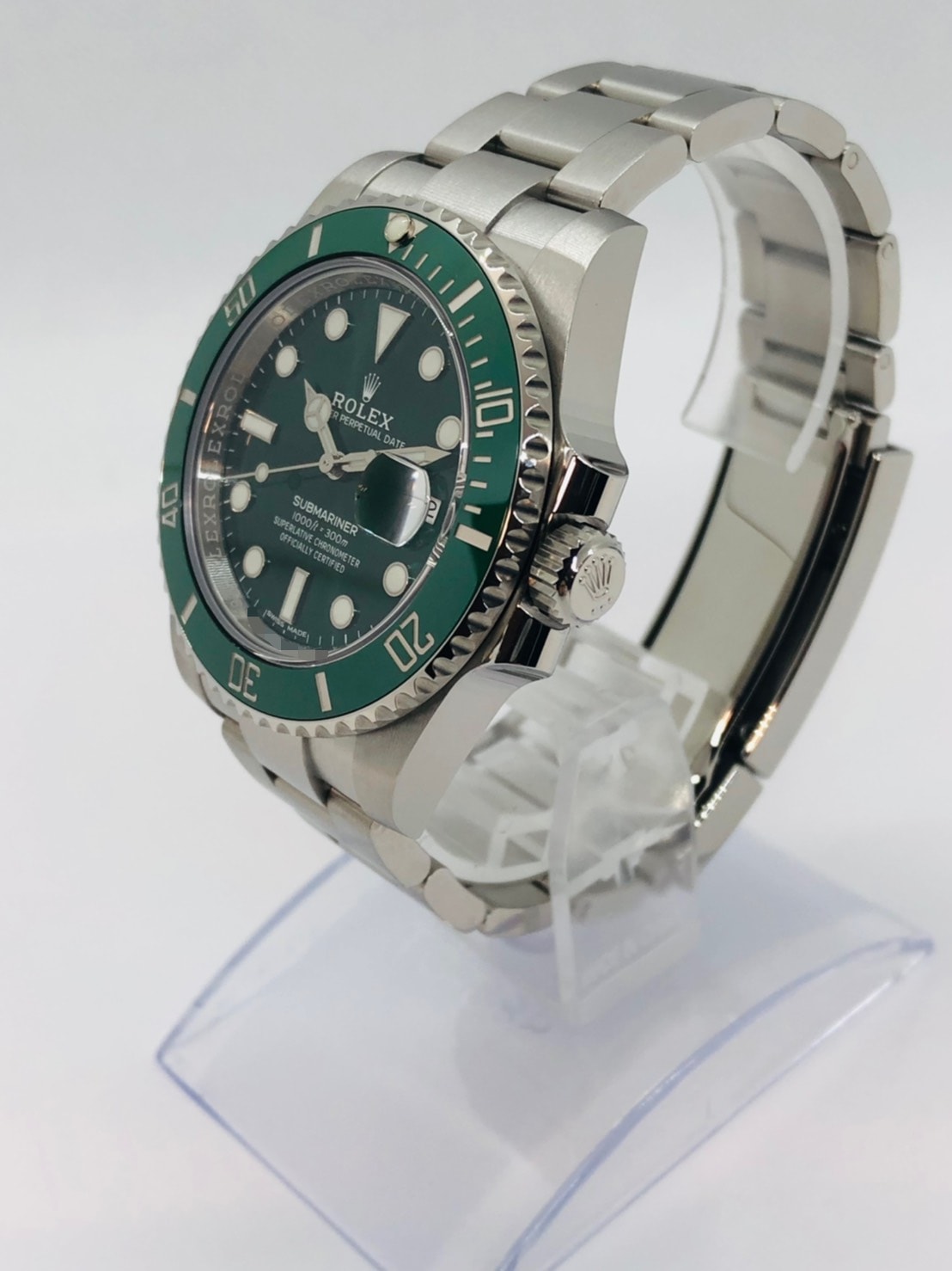 Pre-Owned Rolex Submariner Date Oyster Stainless Green 40?o 116610LV