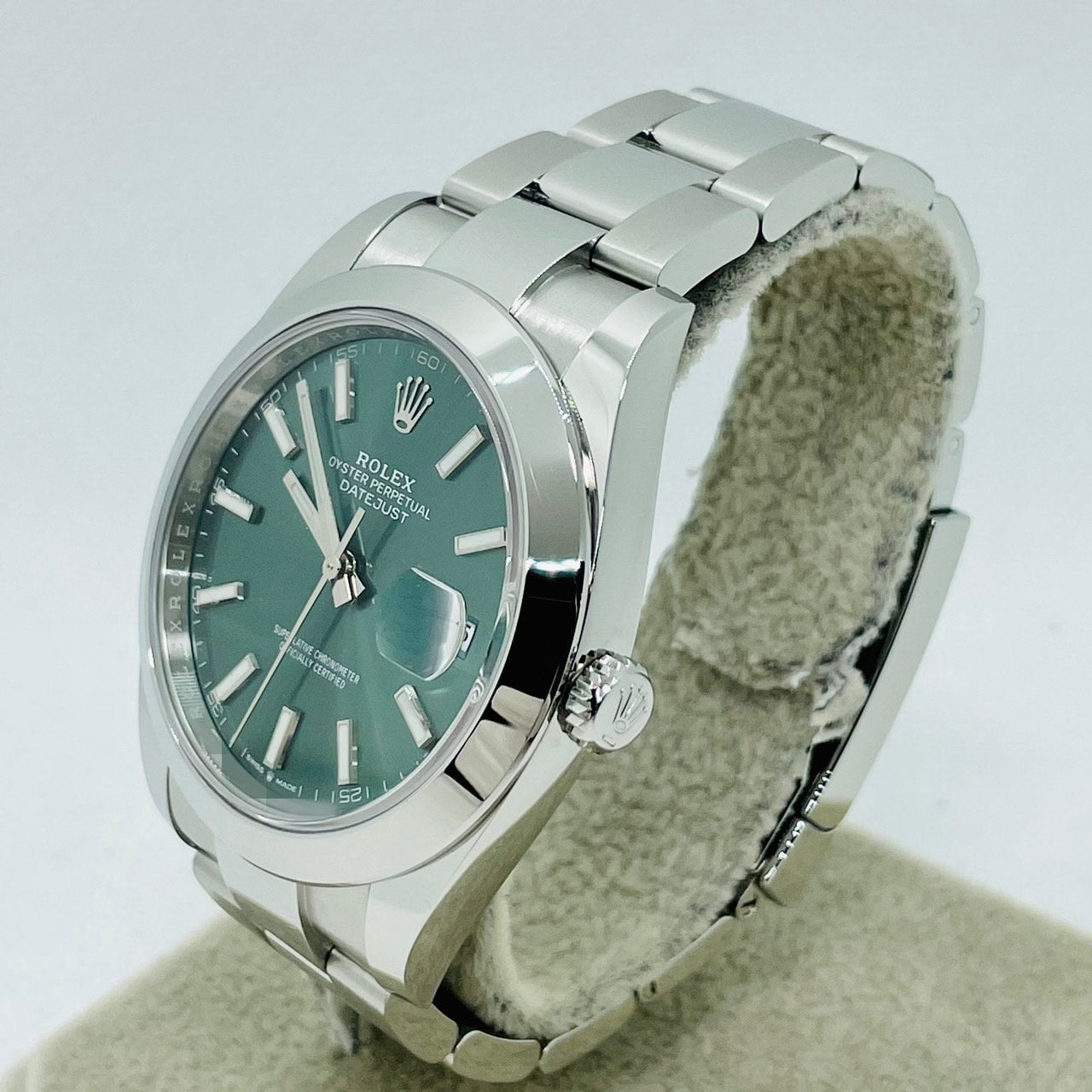 Pre-Owned Rolex Datejust 126300 Mint Green February 2023