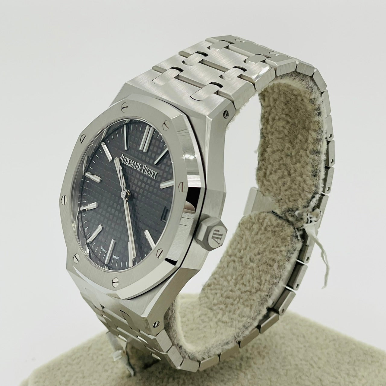 사전 소유의 Audemars Piguet Royal Oak Grey 15510st.oo.1320st.10