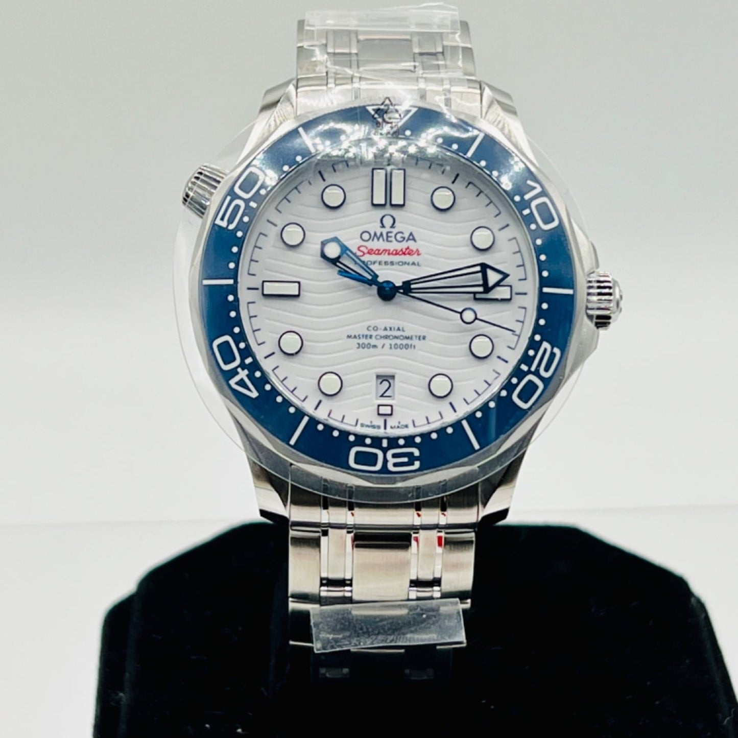 Pre-Owned Omega Seamaster Diver 300M Tokyo 2020 522.30.42.20.04.001 42mm