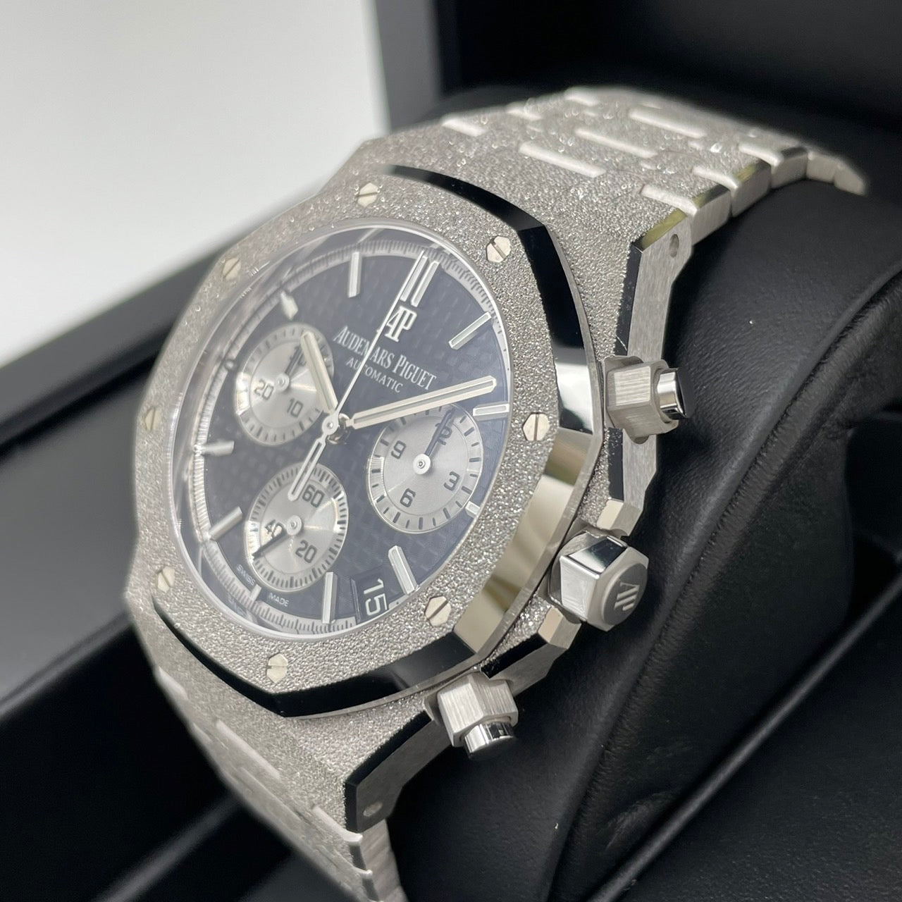 Pre-Owned Audemars Piguet Royal Oak 26239BC.GG.1224BC.02 Frosted Gold Grand Tapestry 41mm