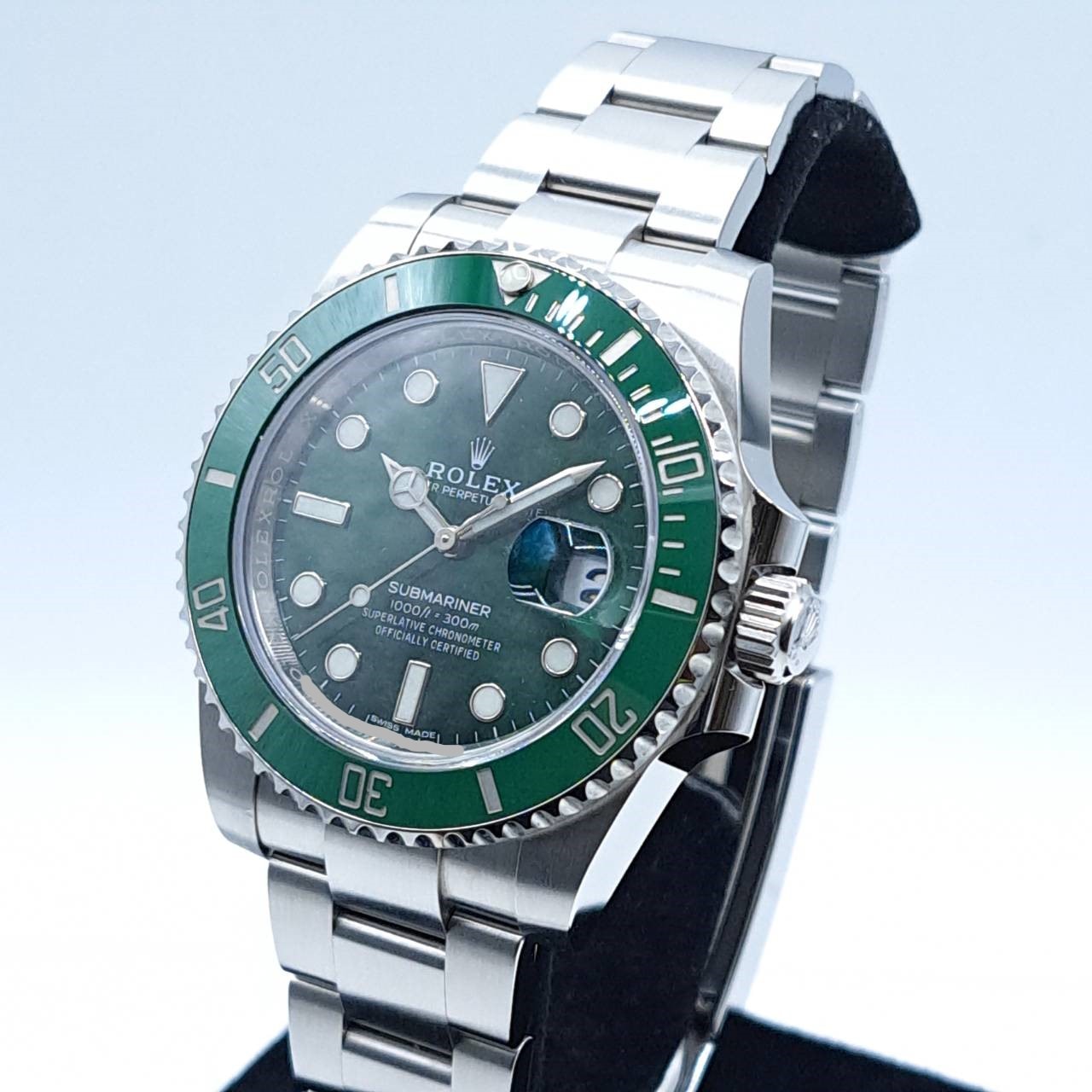 Pre-Owned [2020 Guarantee] Rolex Submariner Date 116610LV Oyster Bracelet 40?o