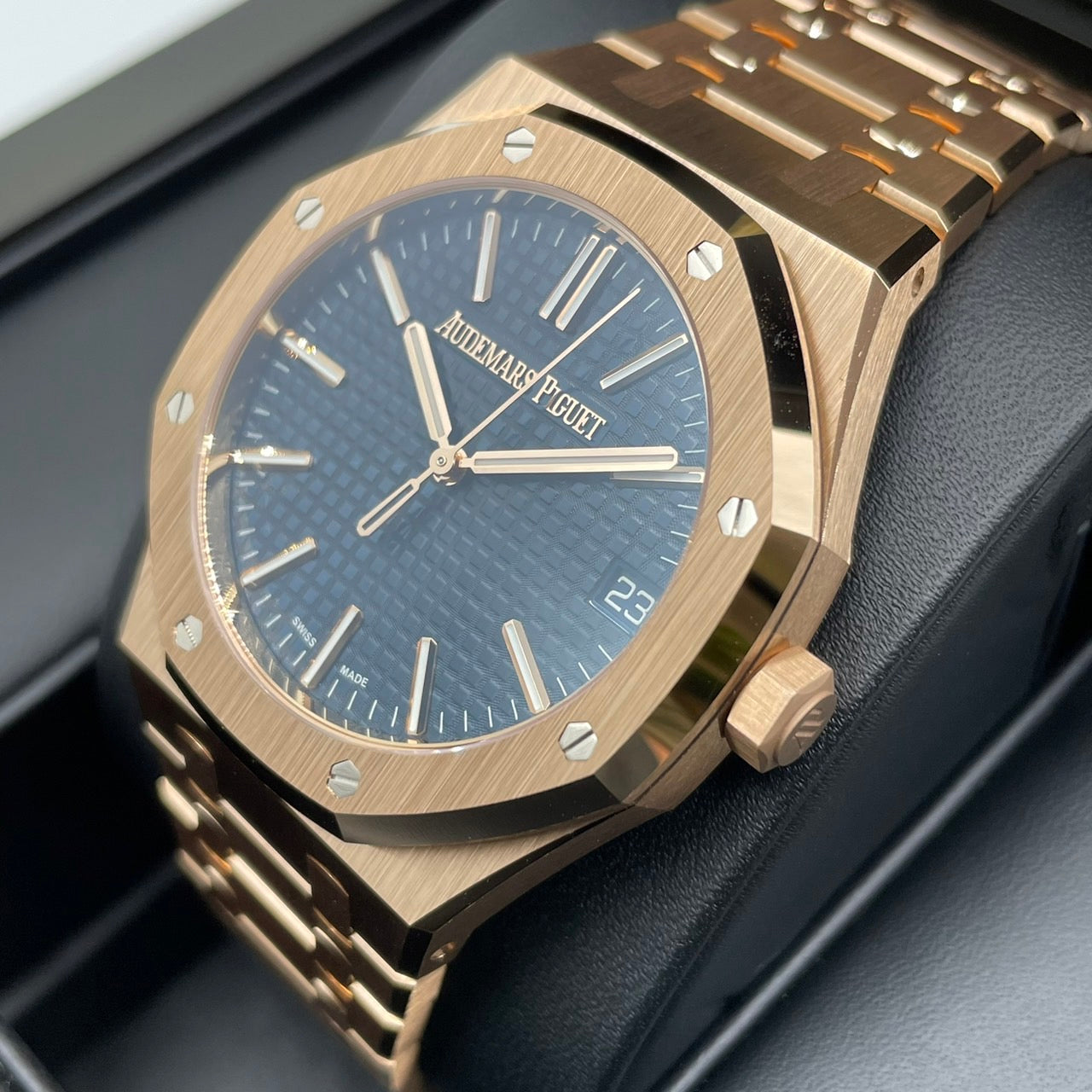 Pre-Owned Audemars Piguet Royal Oak 15510OR.OO.1320OR.03 Night Blue