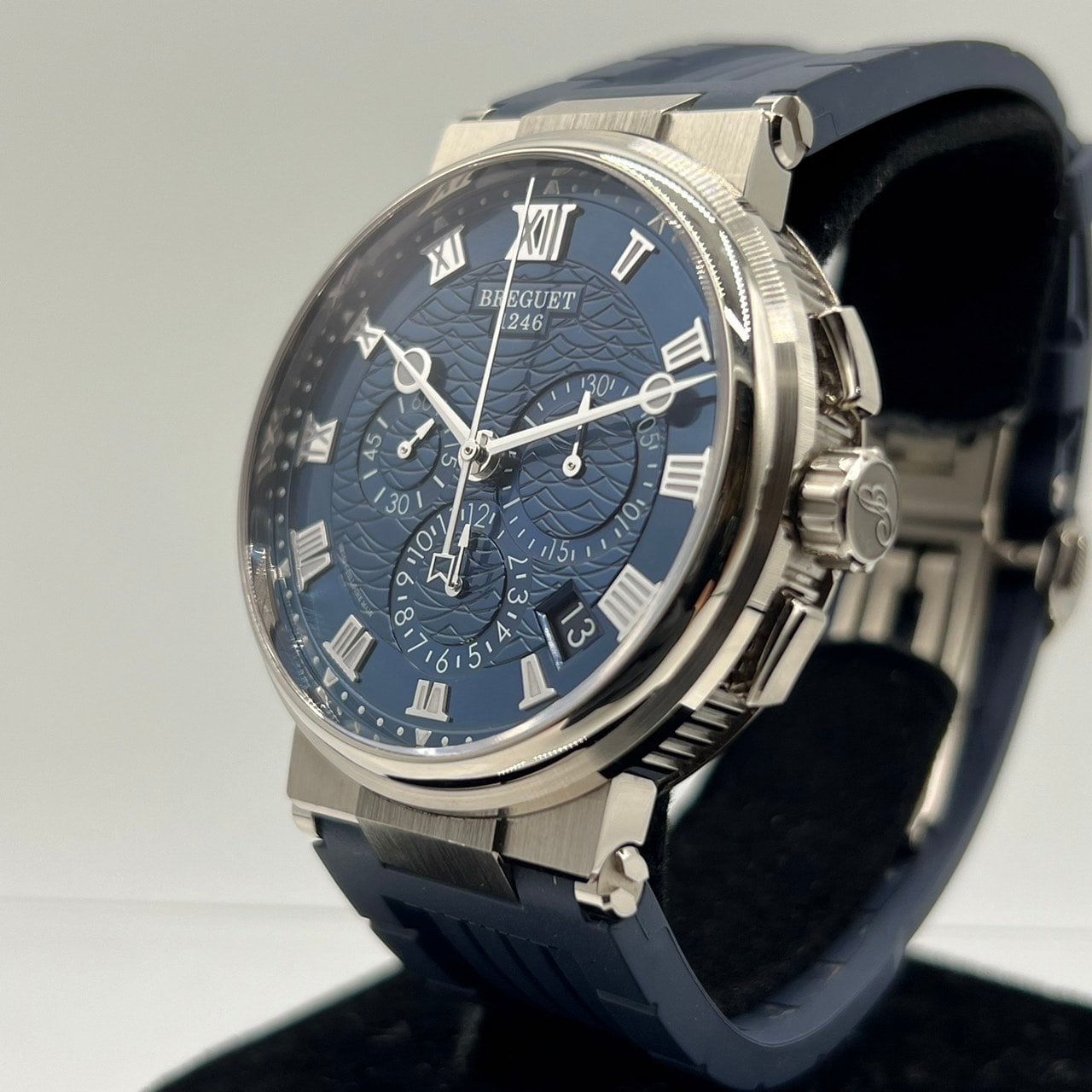 二手Breguet Marine 5527BB/Y2/5WV蓝色42.3mm