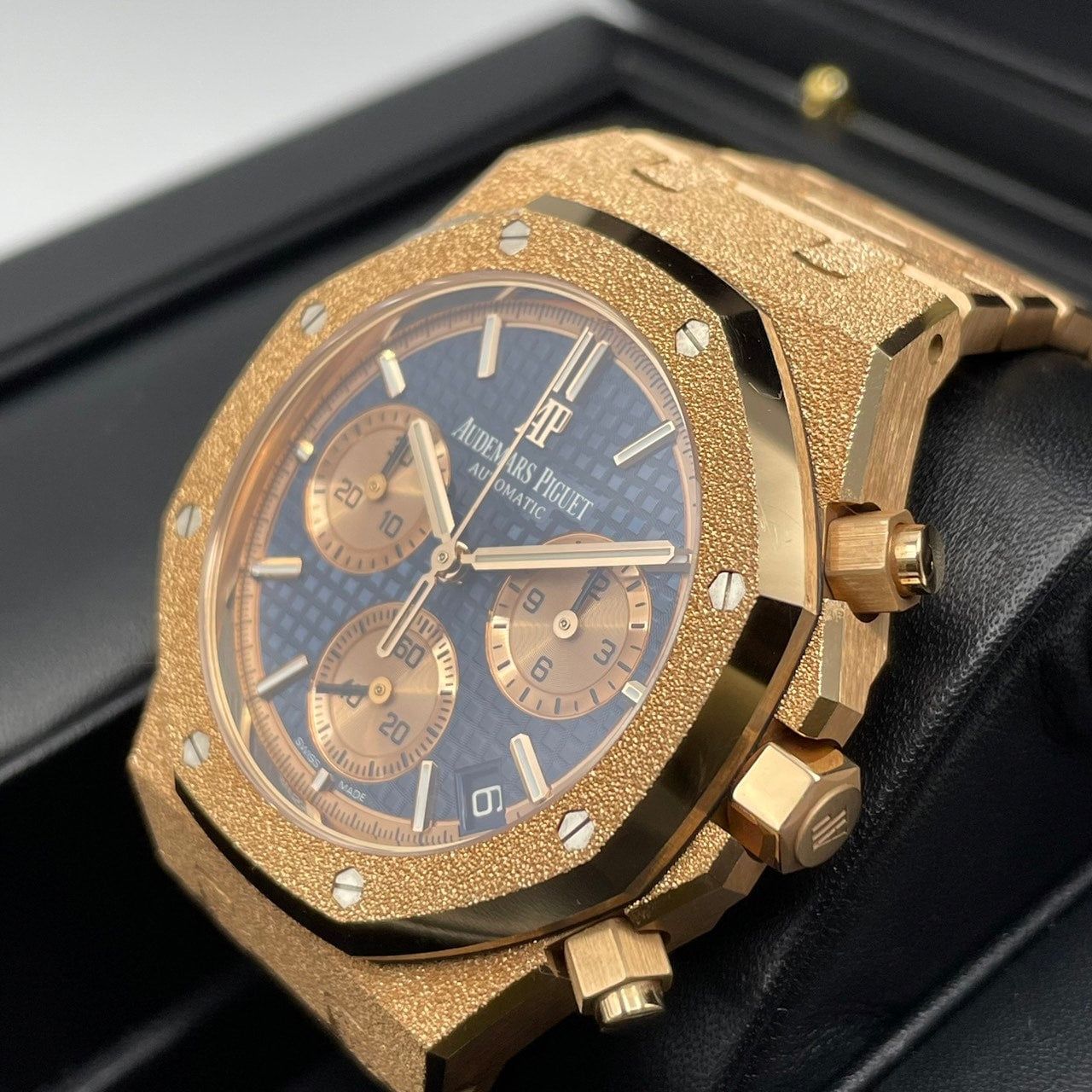 Pre-Owned Audemars Piguet Royal Oak 26239OR.GG.1224OR.01 Frosted Gold Blue Grand Tapestry 41mm