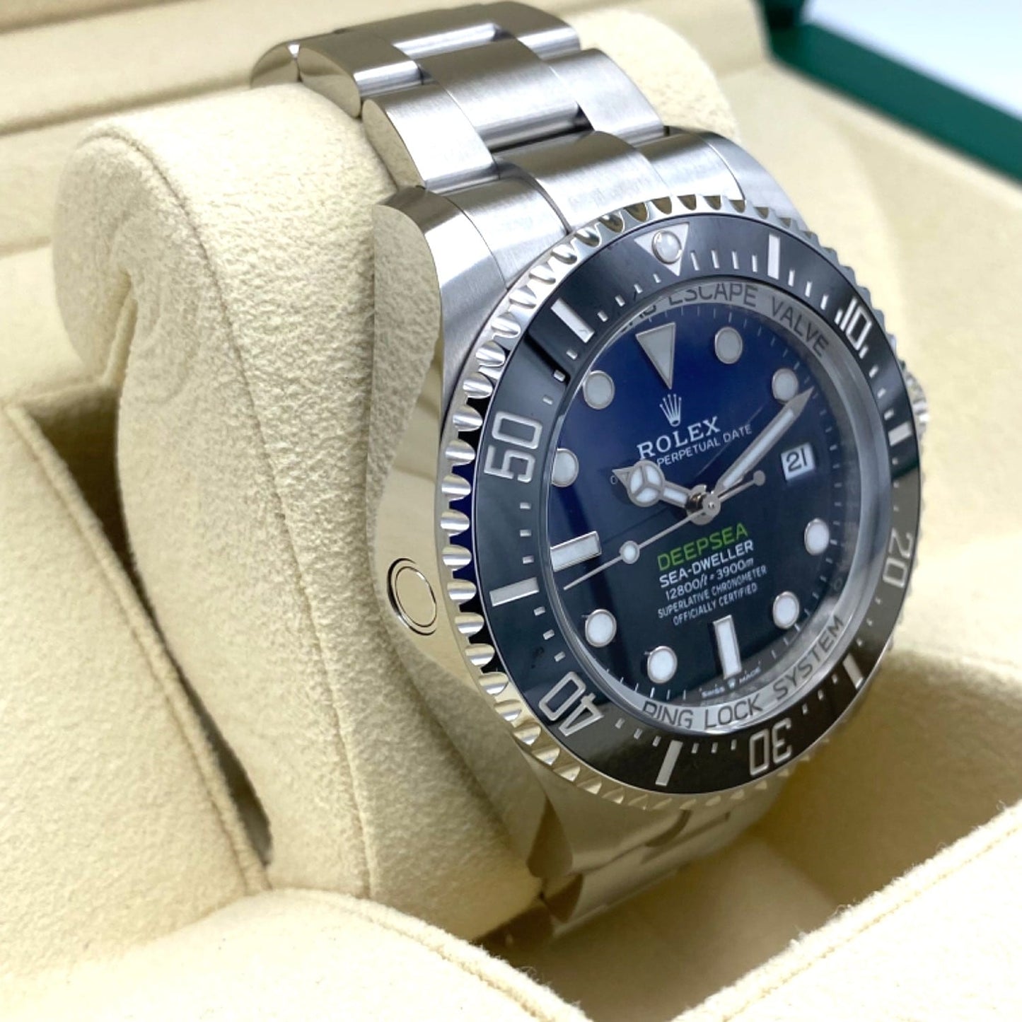 사전 소유 롤렉스 바다 거주자 136660 스테인레스 스틸 굴 팔찌 D 블루 44mm