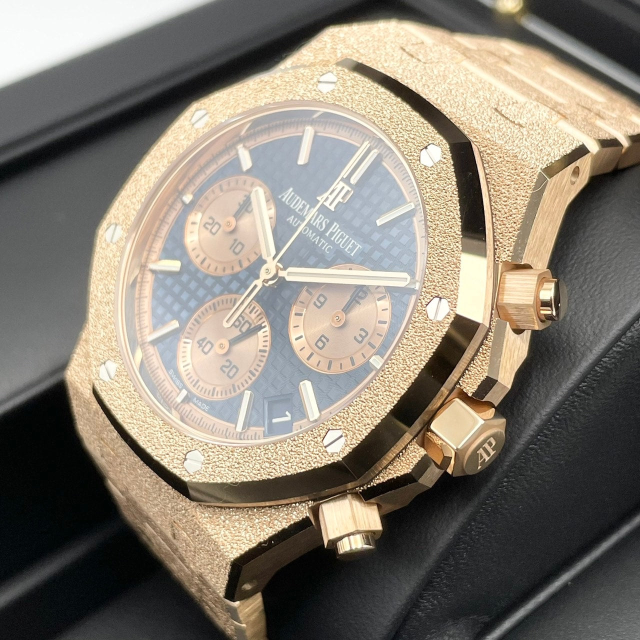 Pre-Owned Audemars Piguet Royal Oak 26239OR.GG.1224OR.01 Frosted Gold Blue Grand Tapestry 41mm