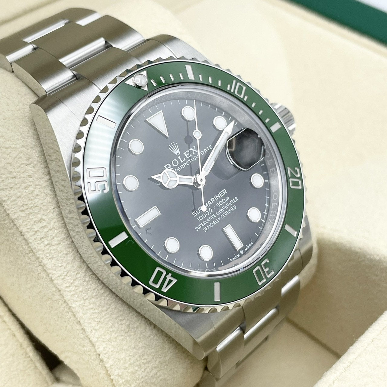 Pre-Owned Rolex Submariner Date 126610LV Oyster Bracelet Black Green 41mm
