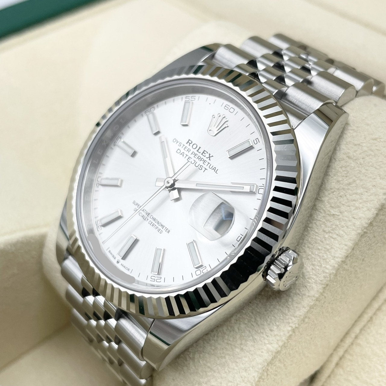 プレオウンド ロレックス デイトジャスト 126334 シルバー ジュビリーブレス 41mm