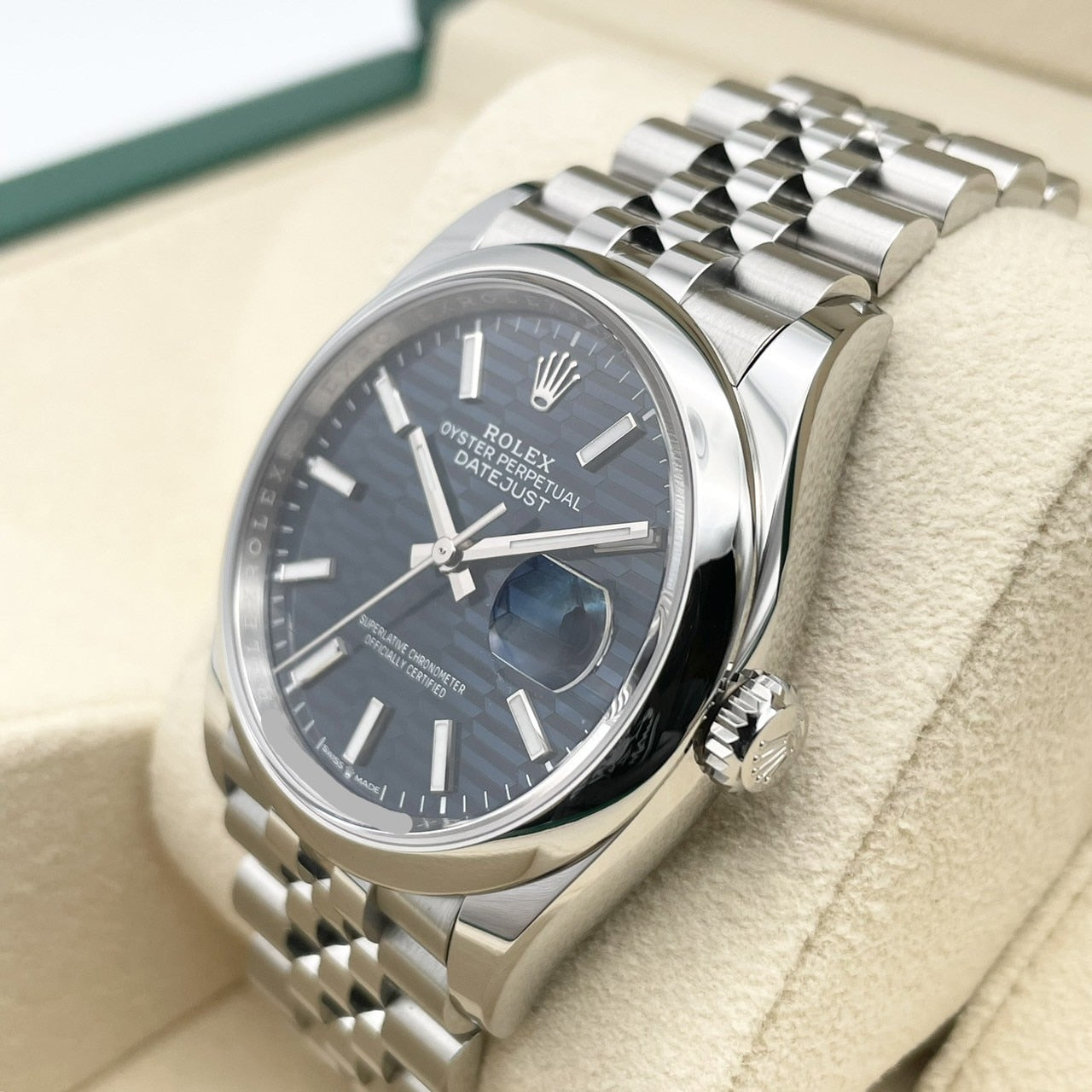 プレオウンド ロレックス デイトジャスト 126200 ブルー フルーテッドモチーフ ジュビリーブレスレット36mm