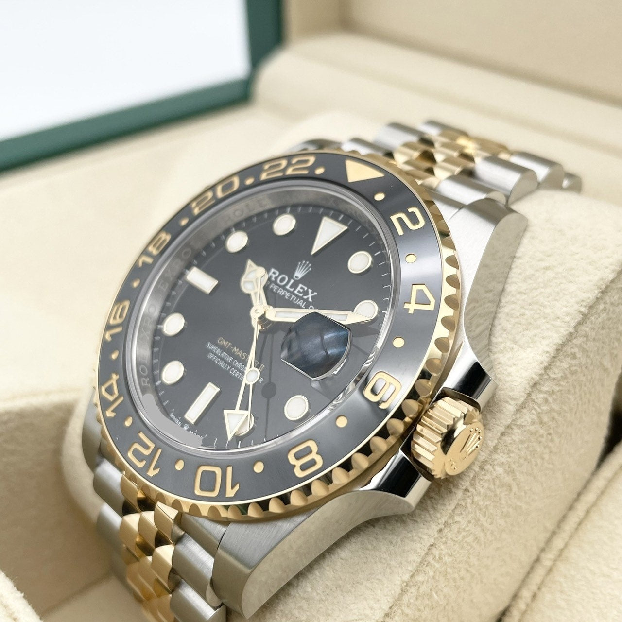 롤렉스 GMT 마스터 II 126713GRNR 블랙 40mm