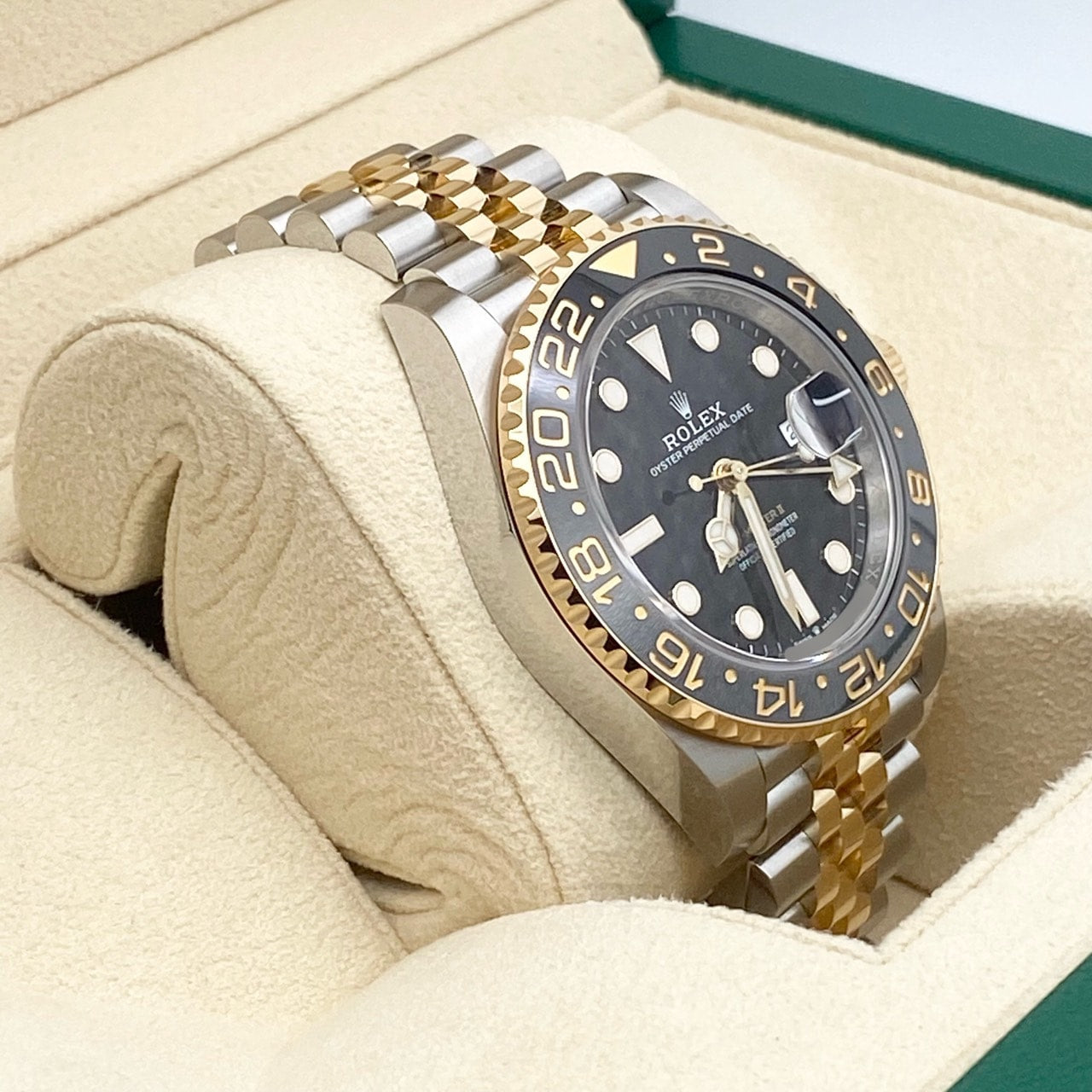 롤렉스 GMT 마스터 II 126713GRNR 블랙 40mm