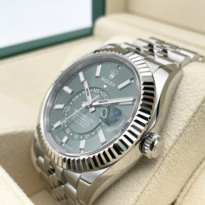 Pre-Owned Rolex Sky Dweller 336934 Mint Green Jubilee Bracelet 42mm