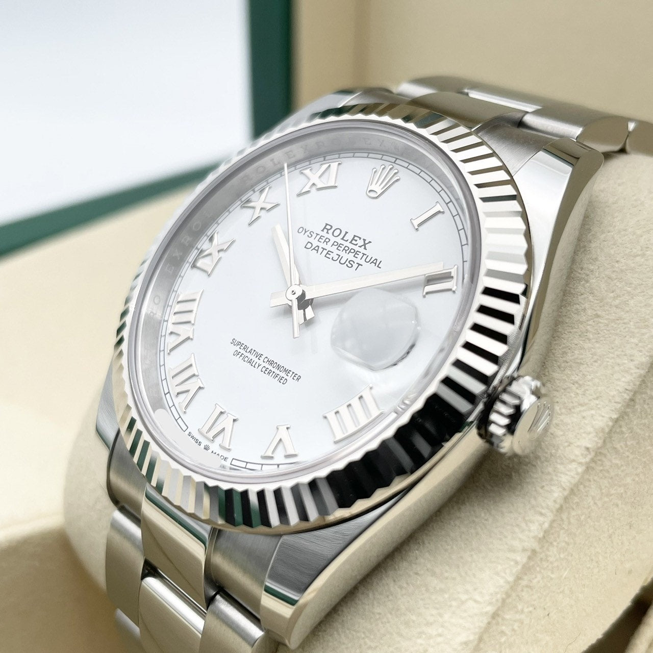 プレオウンド ロレックス デイトジャスト 126334 ホワイトローマン オイスターブレスレット 41mm