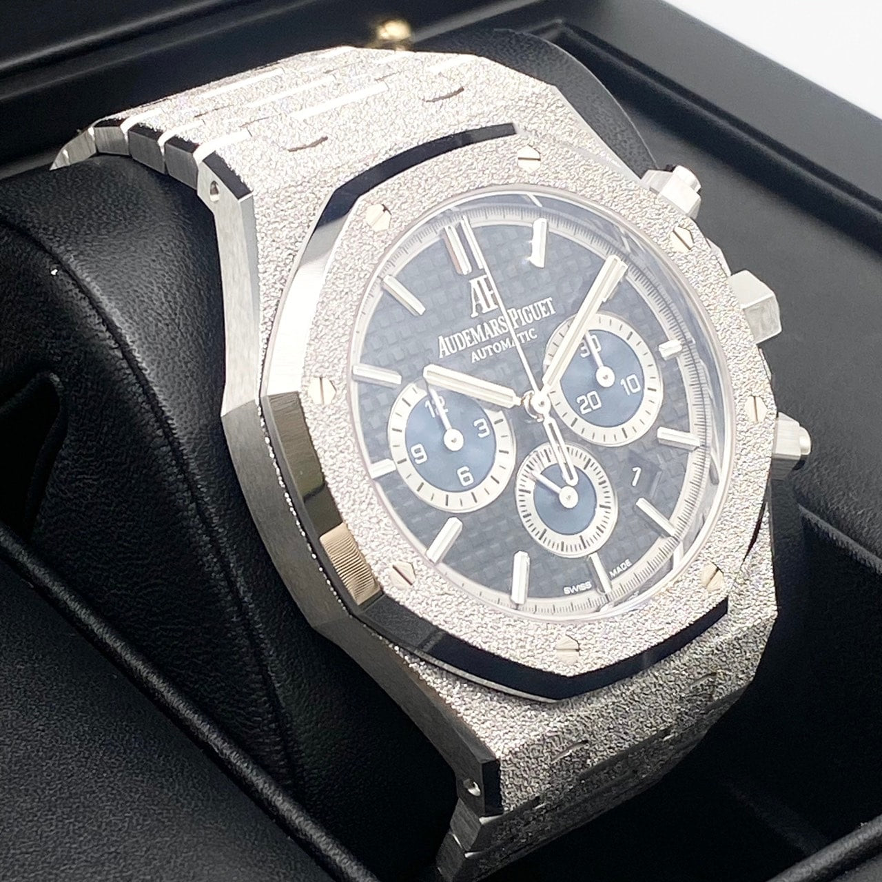 Pre-Owned Audemars Piguet Royal Oak 26331BC.GG.1224BC.03 Frosted Gold Grand Tapestry 41mm