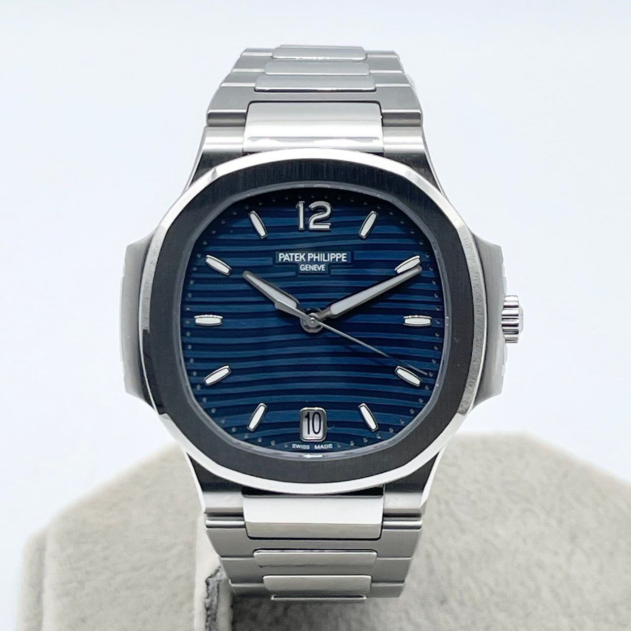 プレオウンド パテックフィリップ ノーチラス 7118/1A-001 ブルー・オパーリン 35.2mm
