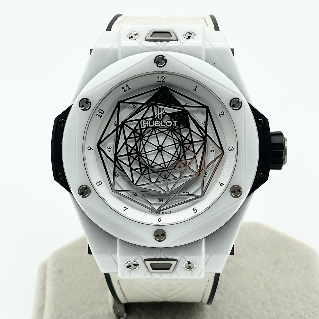 Hublot Big Bang White 415.hx.2027.vr.mxm19陶瓷45mm
