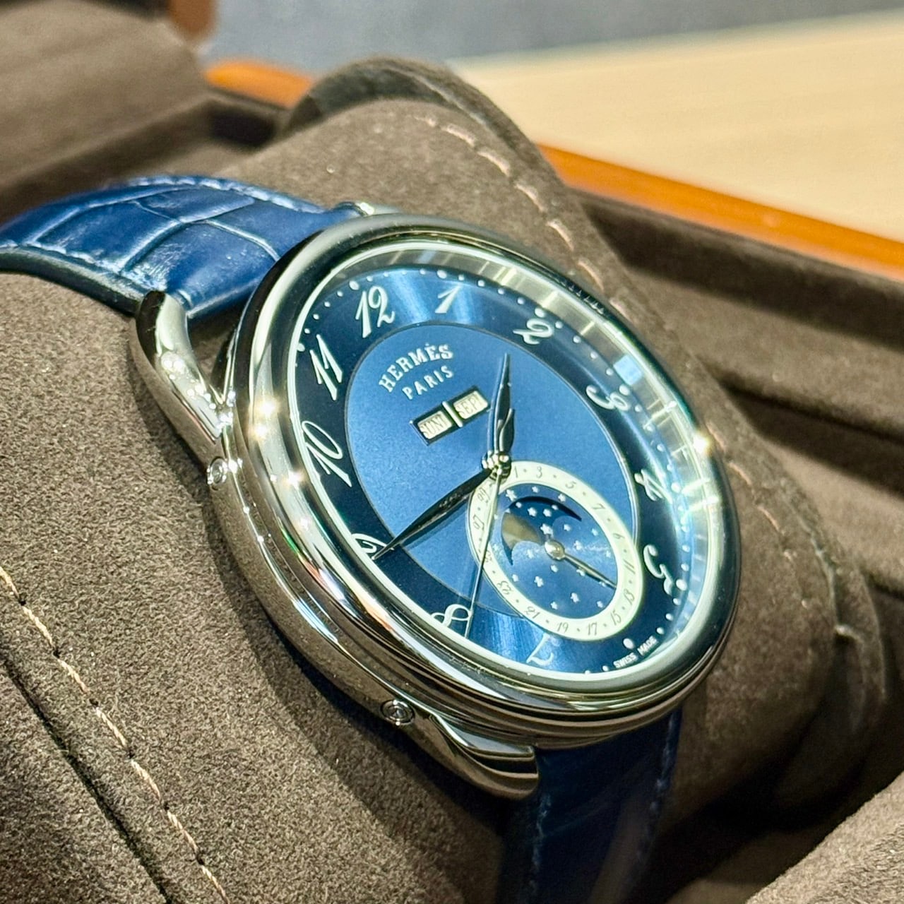 プレオウンド エルメス アルソー グランドリュンヌ W053222WW00 43mm