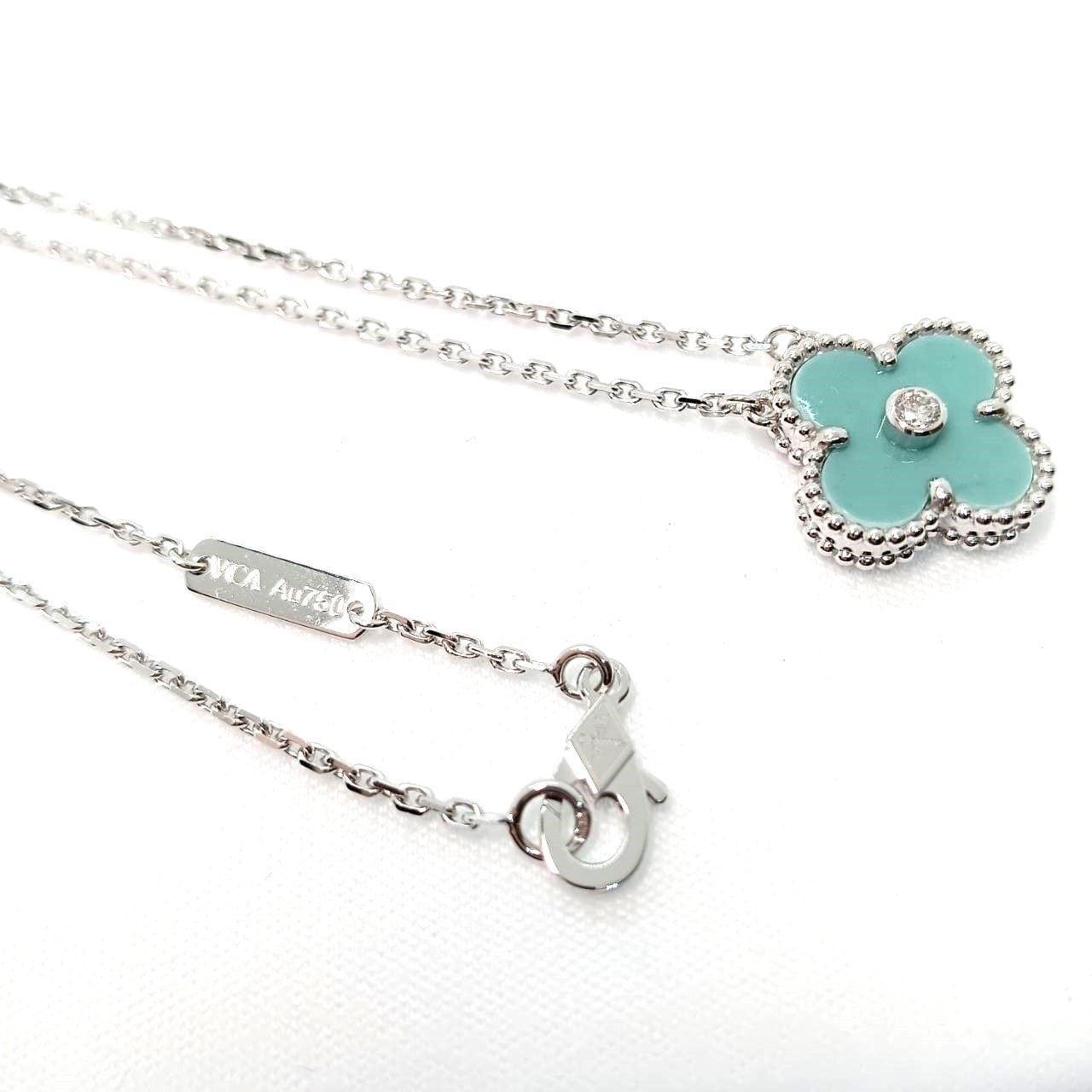 사전 소유의 Van Cleef & Arpels Vintage Alhambra Blue