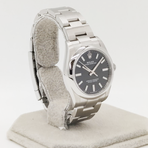 Pre-Owned Rolex Oyster Perpetual 124200 Oyster Bracelet Black