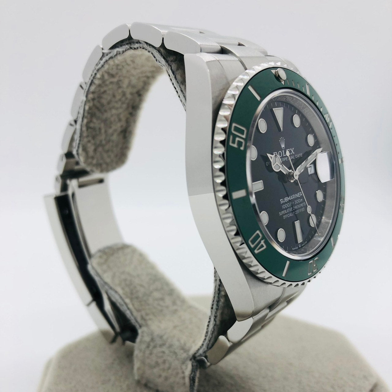 Pre-Owned Rolex Submariner Date 126610LV Oyster Bracelet Black Green
