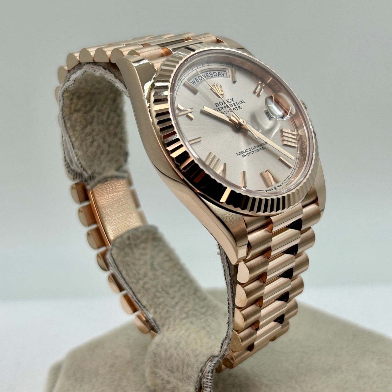 プレオウンド ロレックス デイデイト 228235 エバーローズゴールド サンダストダイアル 40mm
