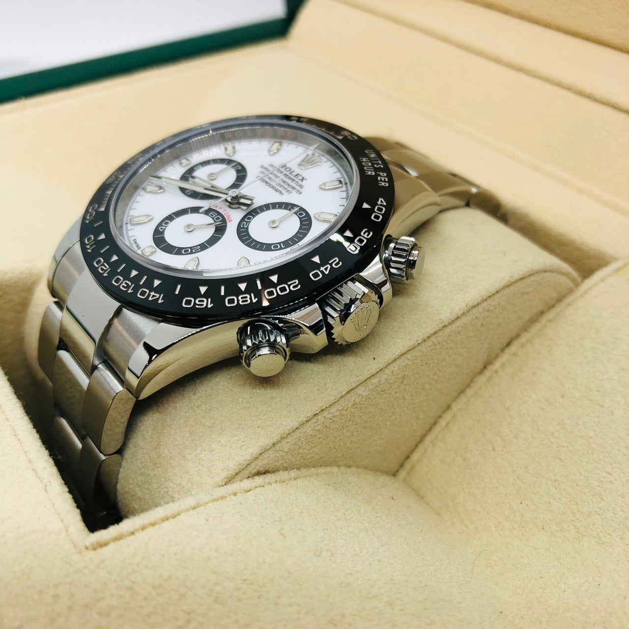 プレオウンド ロレックス デイトナ 116500LN オイスターブレスレット ホワイト