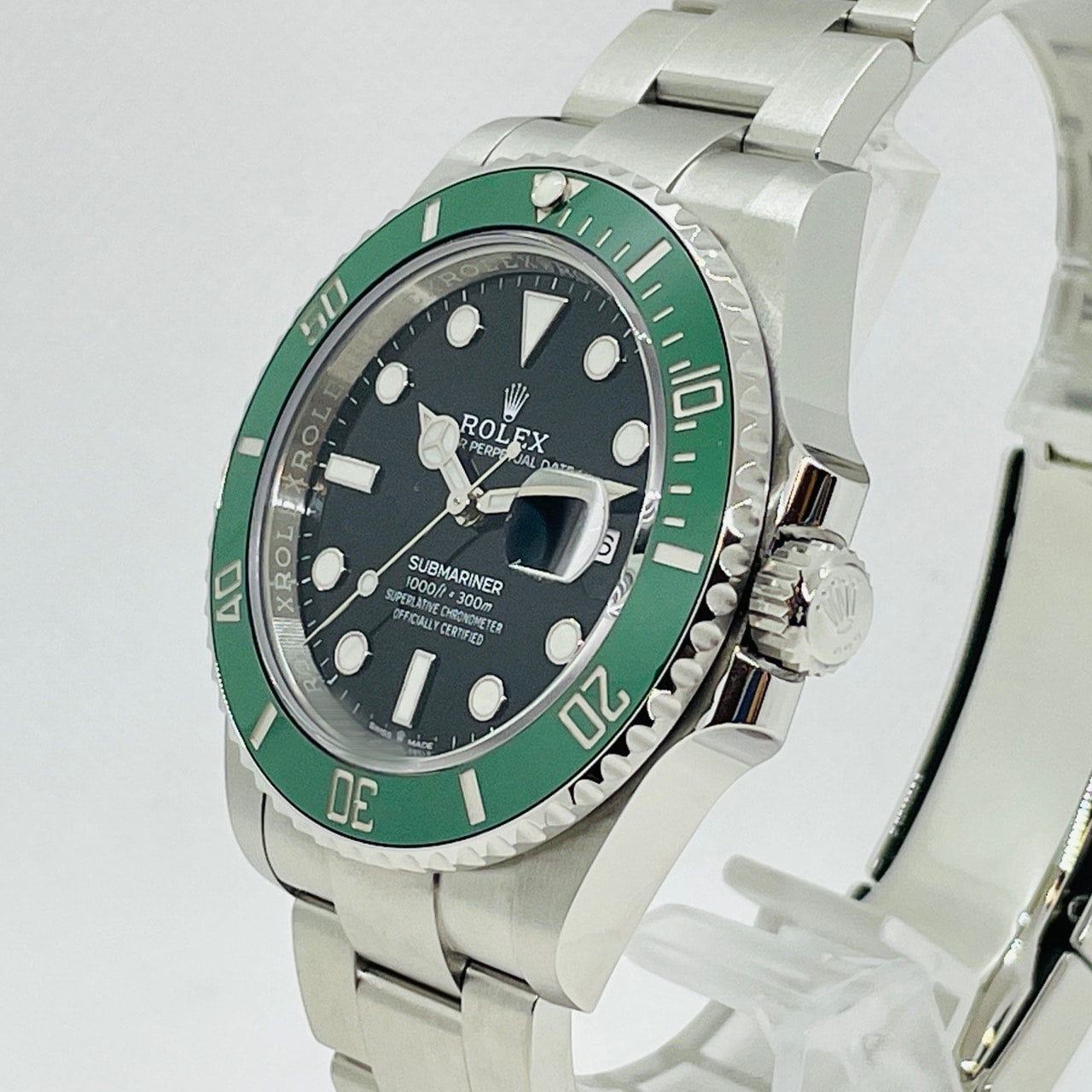 Pre-Owned Rolex Submariner Date 126610LV Oyster Bracelet Black Green